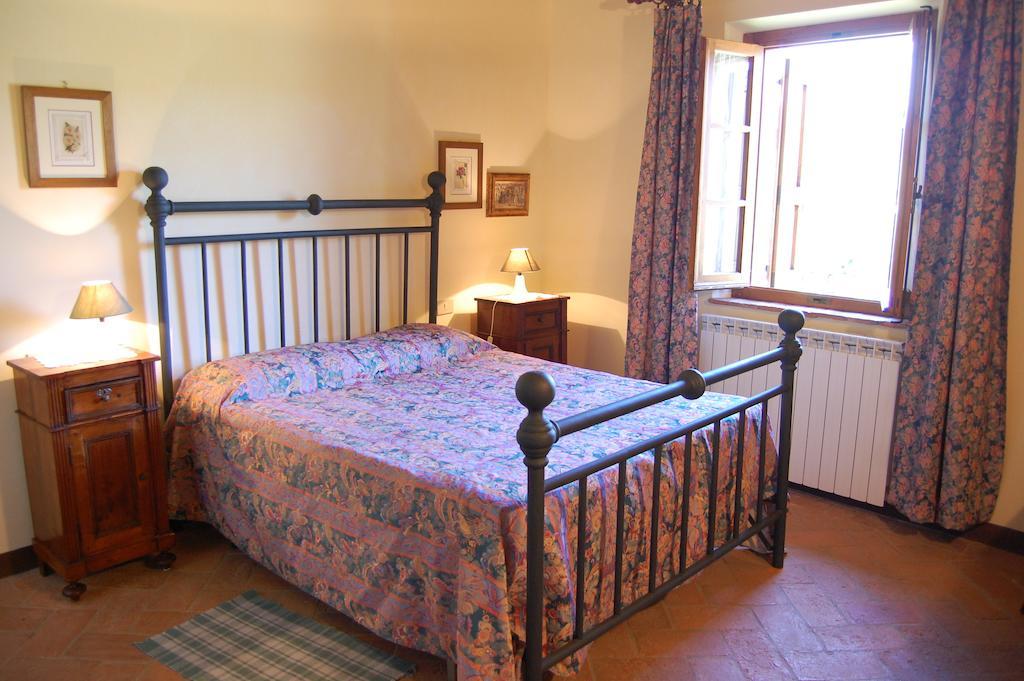 Agriturismo Casagrande Montepulciano Stazione Szoba fotó